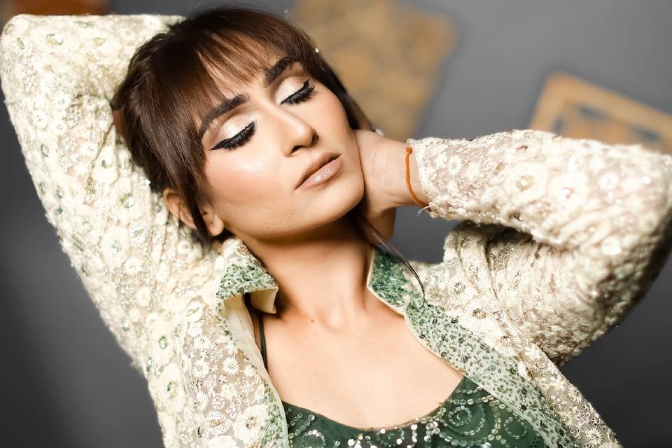Namita Negi Makeover Artist