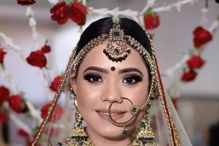 Namita Negi Makeover Artist