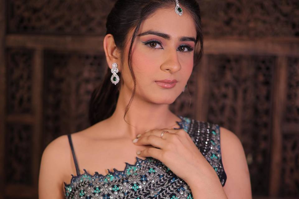 Makeup by Kanika Vadhwa