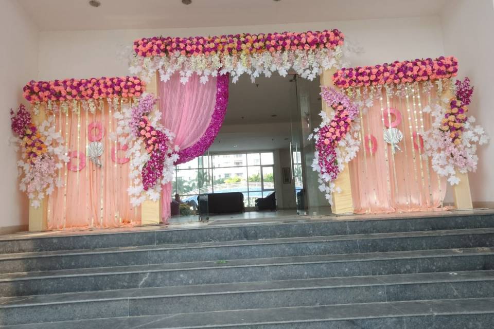 Entrance decor