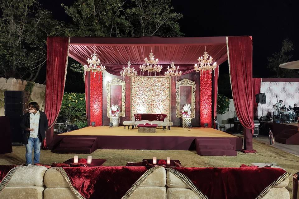 Wedding Couple Stage