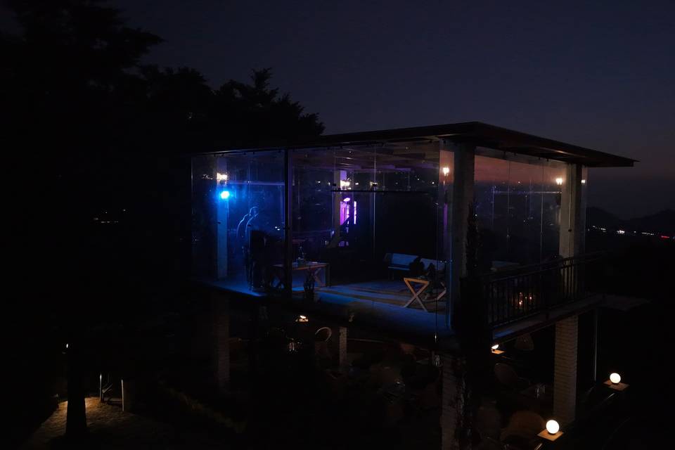 Glass Room