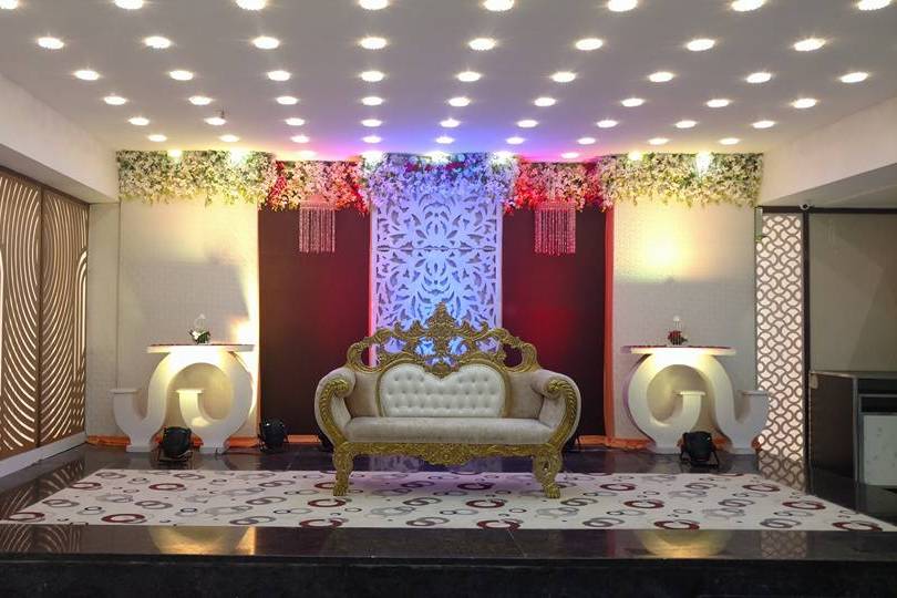 Stage decor