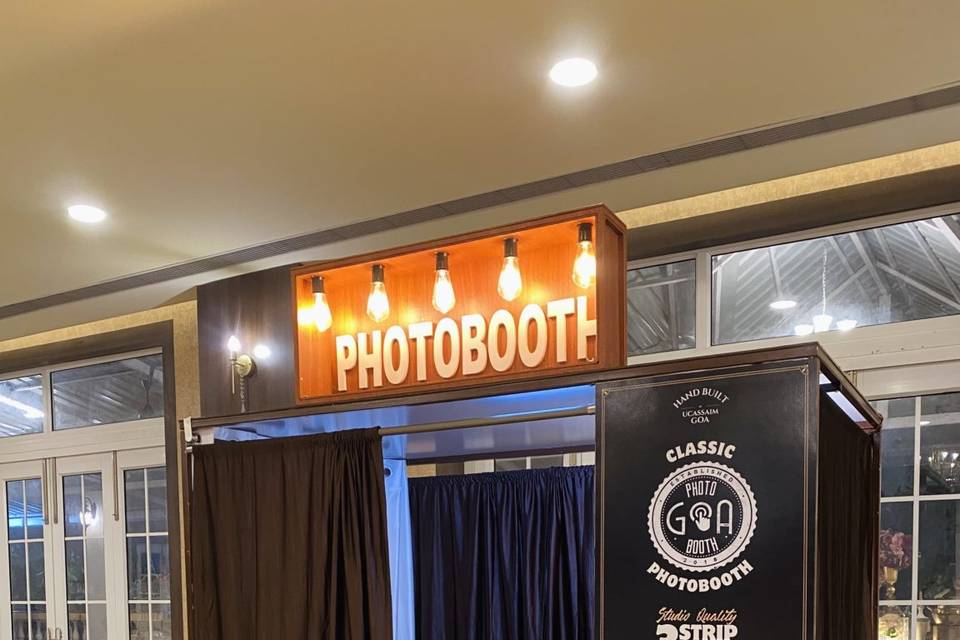 Classic Booth