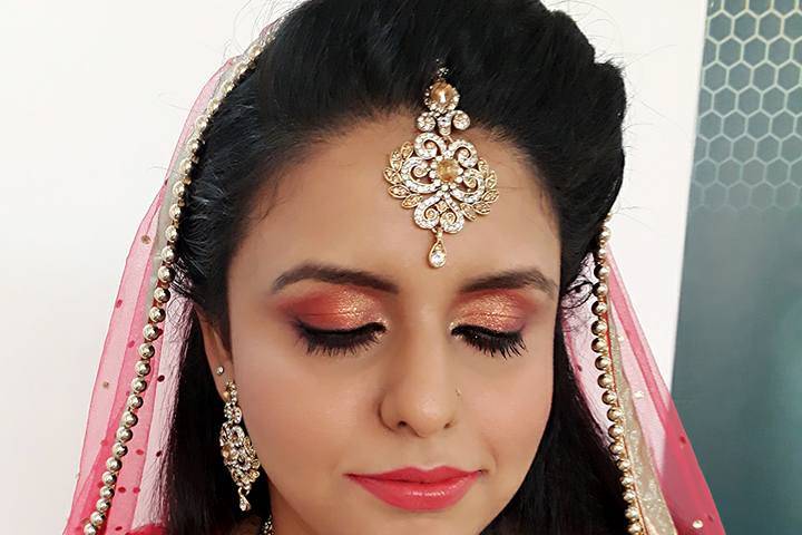 Cheiya Chandel Freelance Makeup Artist