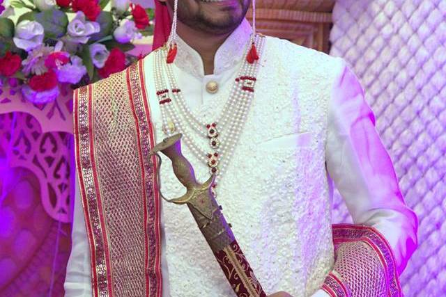 Groom