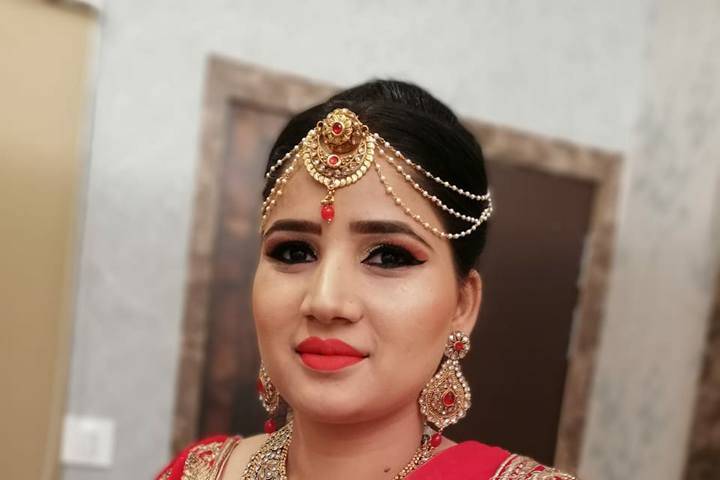 Bridal makeup