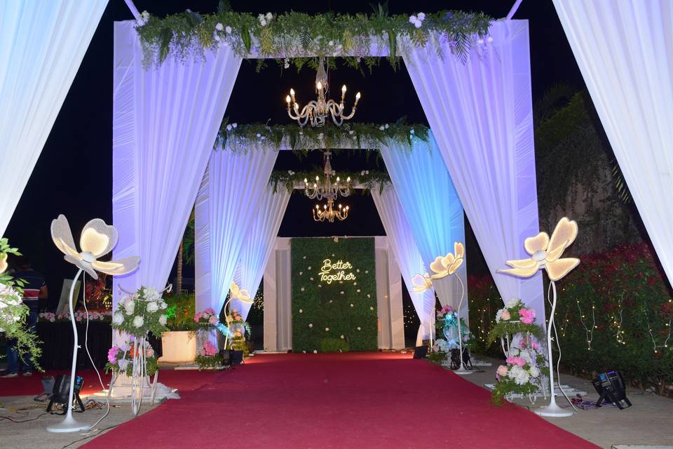 Entrance Decor