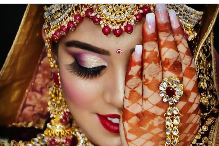 Bridal makeup