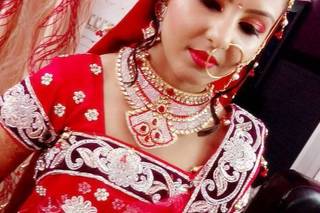 Kavita Beauty Parlour