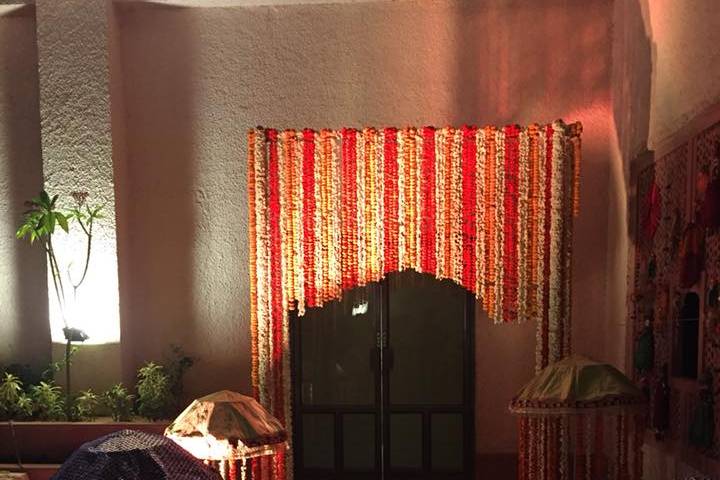 Entrance decor