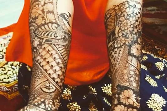 Designer mehndi