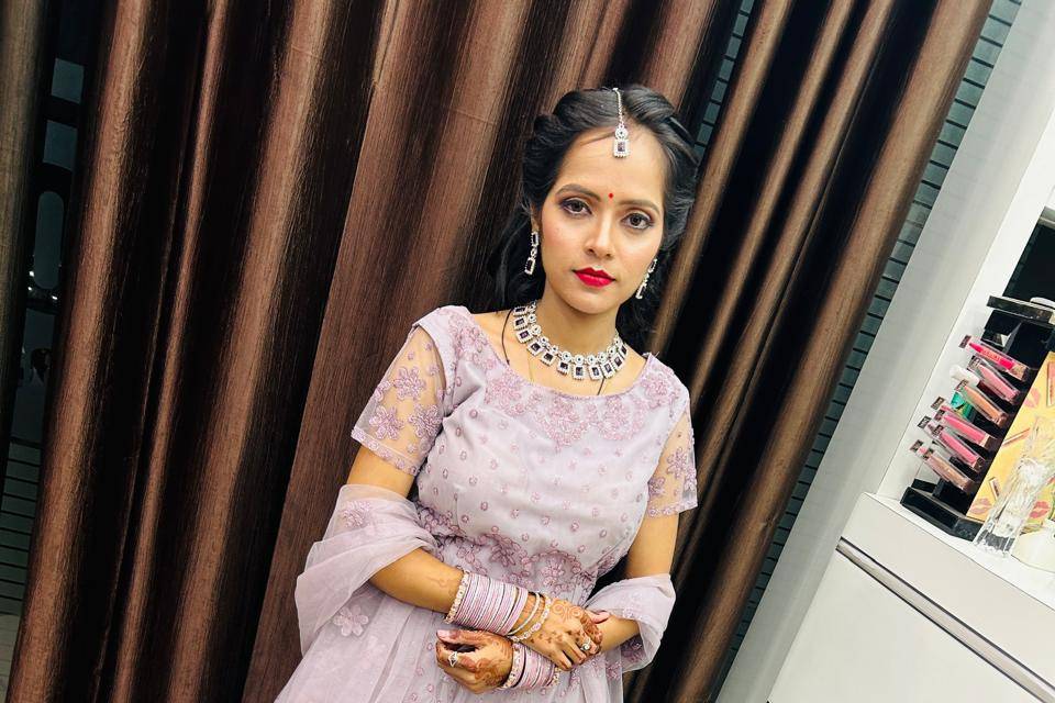 Party makeup