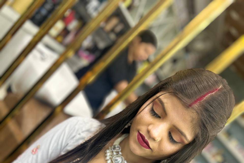 Party makeup