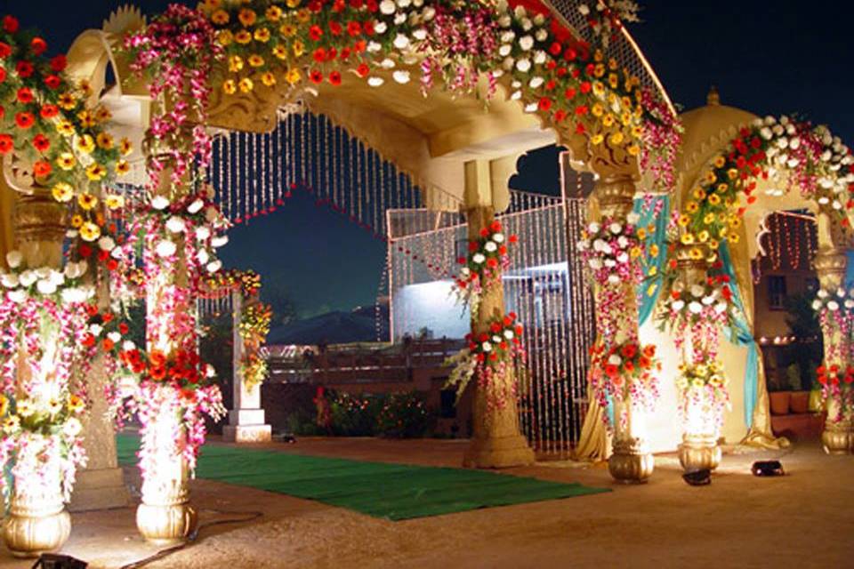 Entrance Decor