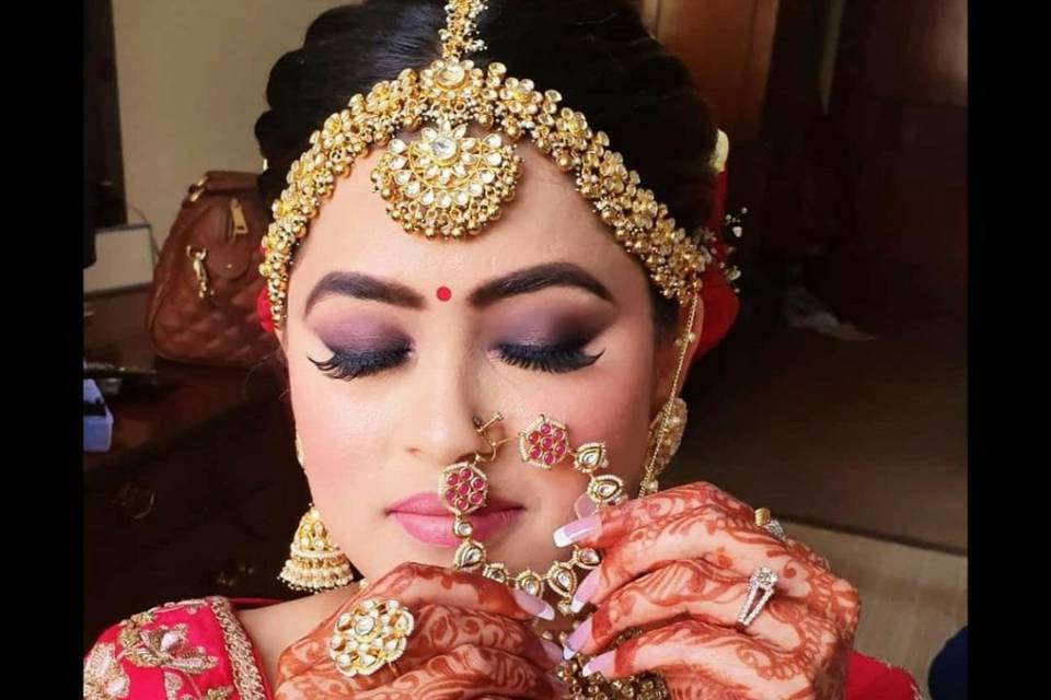 Bride makup