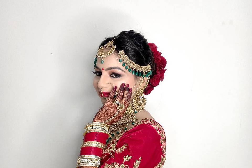 Bridal makeup