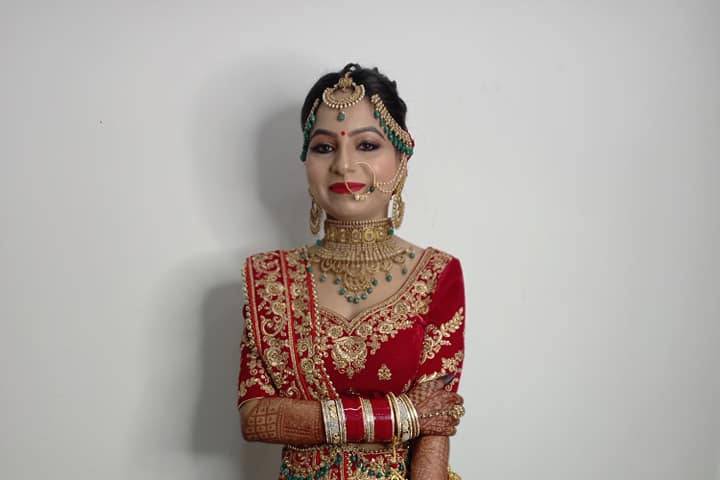 Bridal makeup