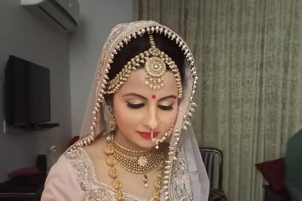 Bridal makeup