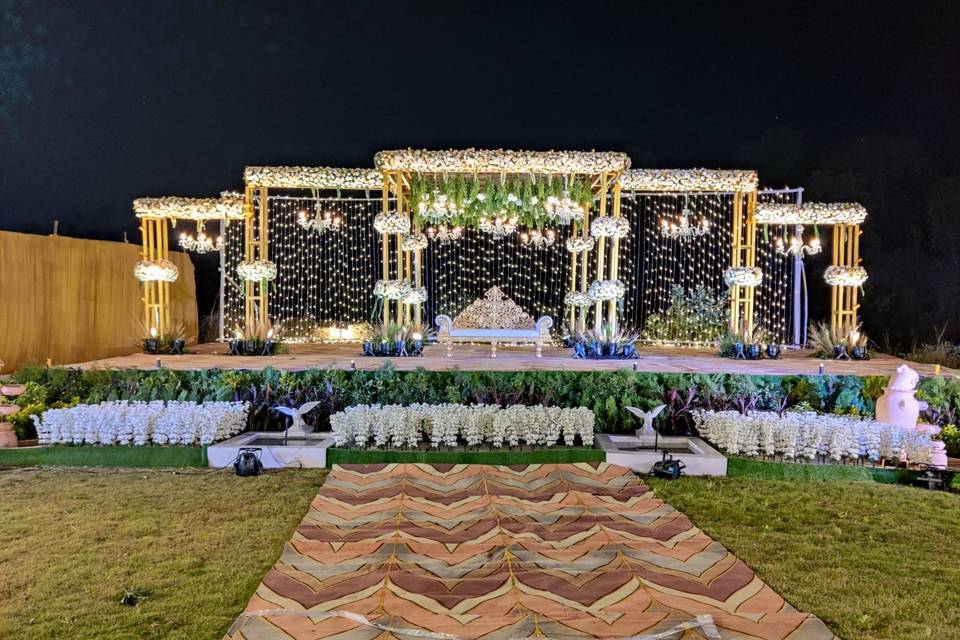 Lawn area