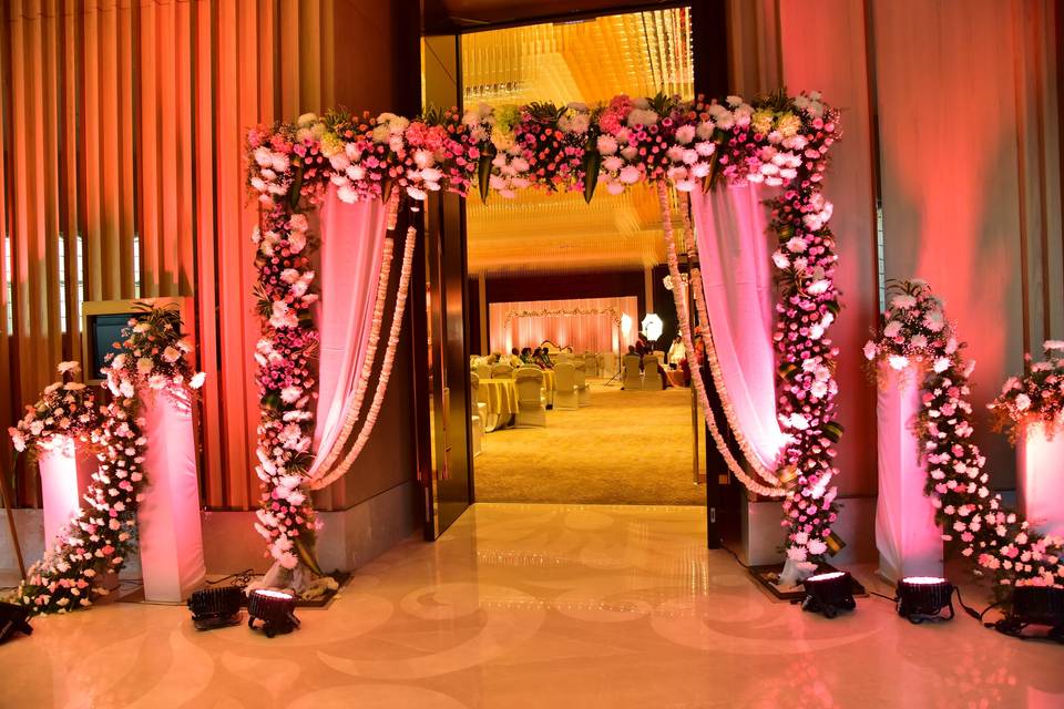 Entrance decor