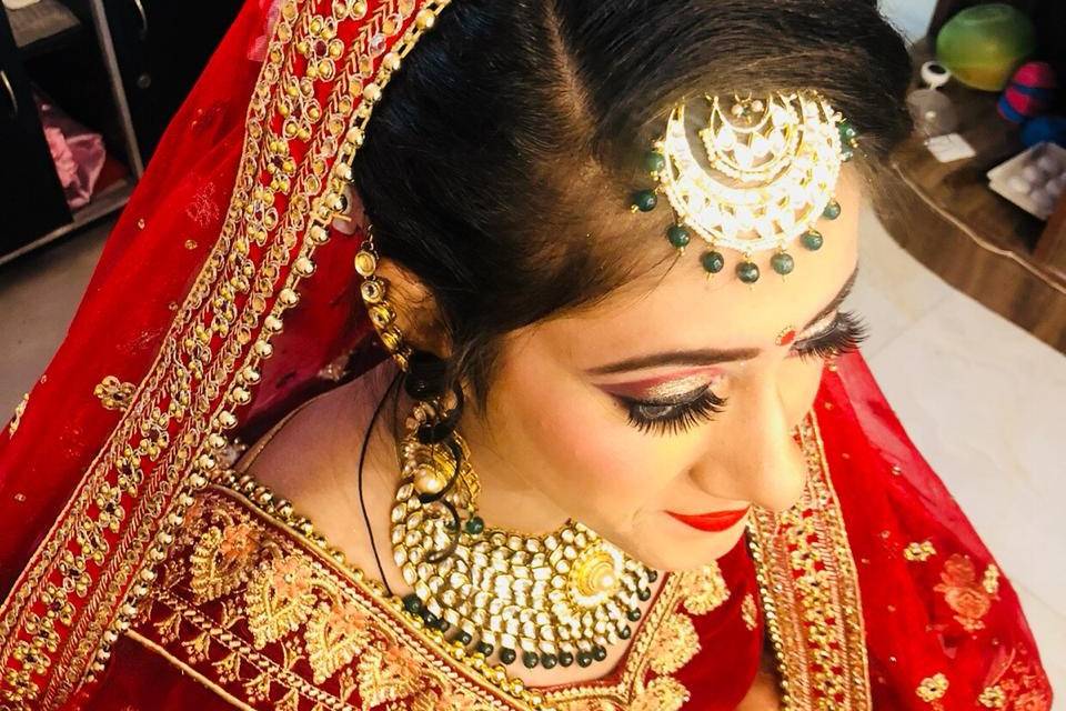 Bridal makeup