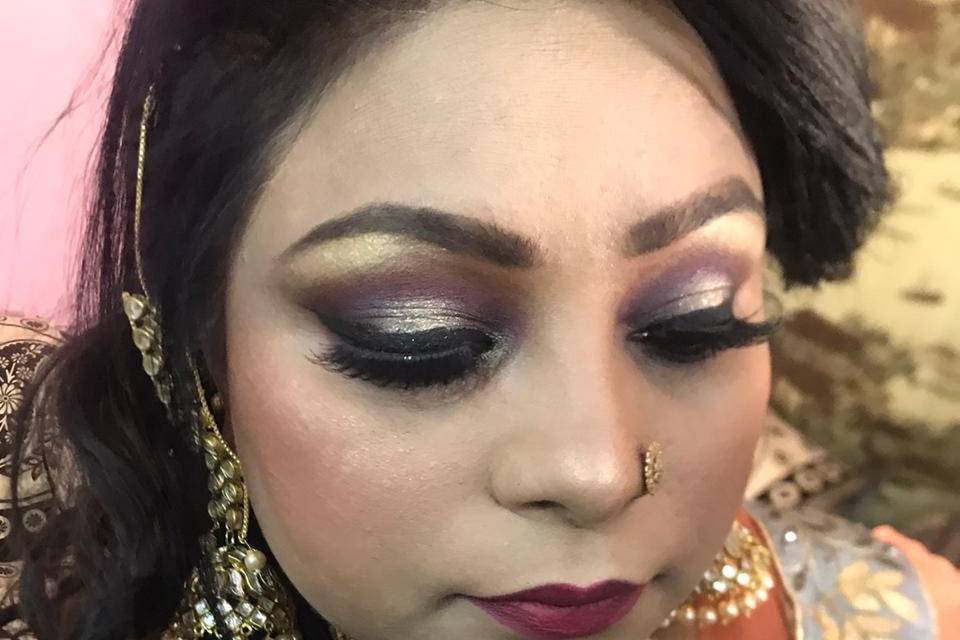 Party makeup