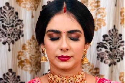 Bridal makeup