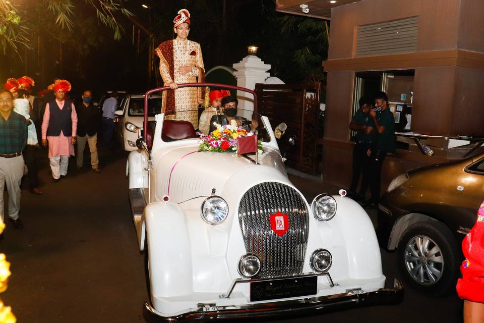 Groom Entry