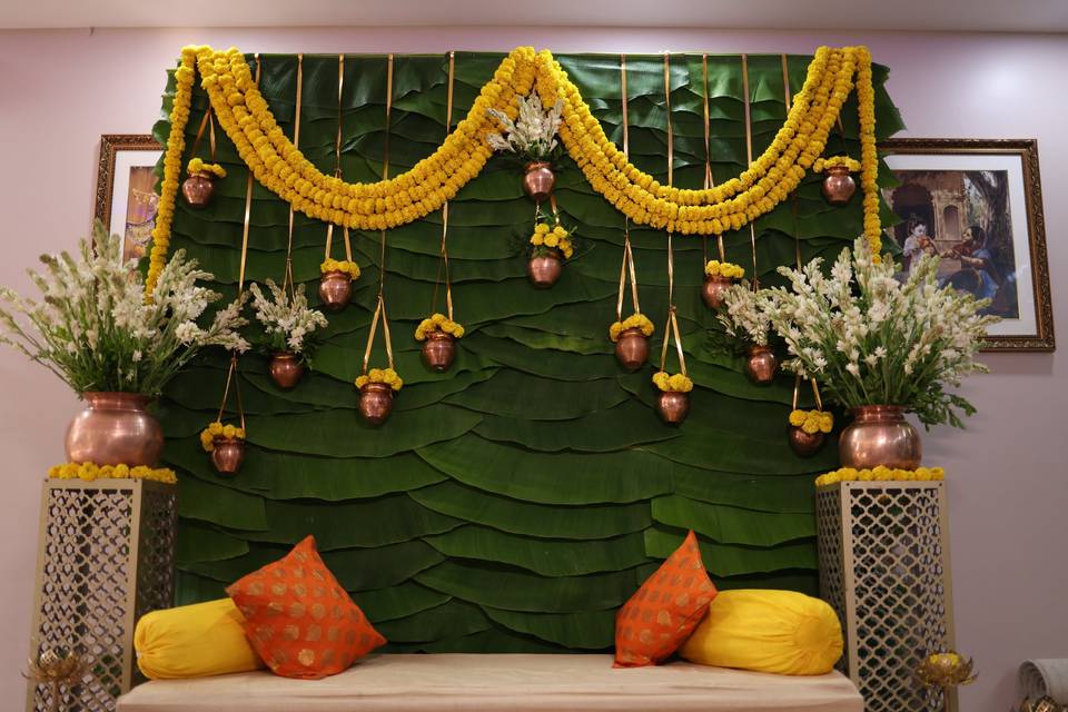 Mehendi backdrop detailing