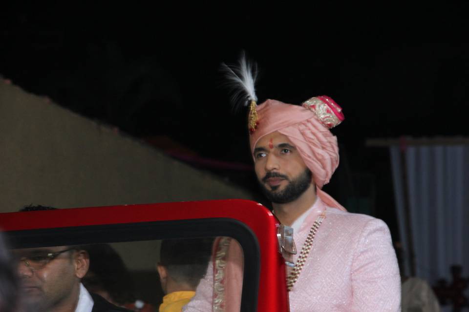 Punit Pathak Wedding Entry