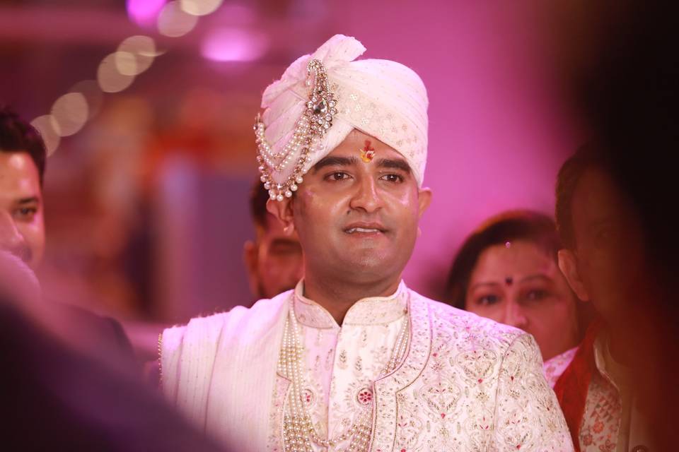 Groom