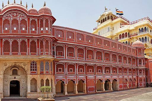 Holiday Makers, Lucknow