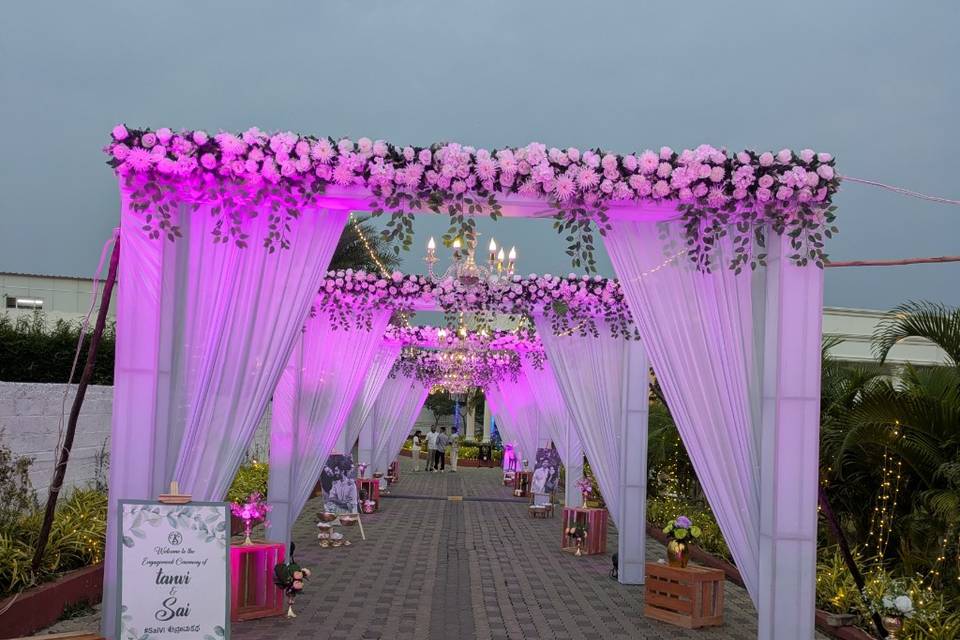 Entrance decor