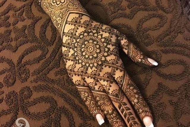 Maanasa Mehandi Designs