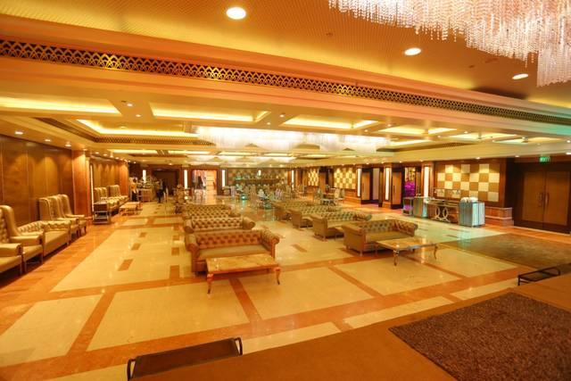 Banquet hall