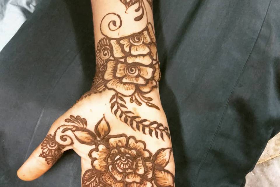 Mehndi Artists