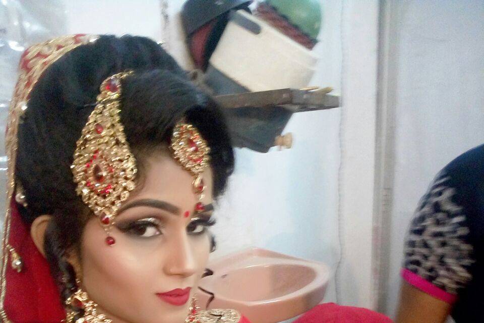 Bridal makeup