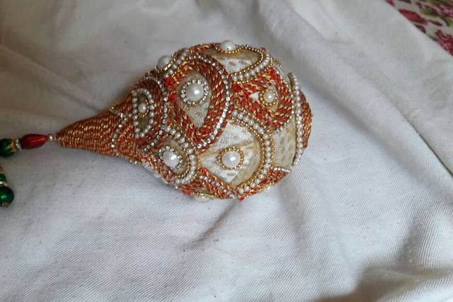 Gift item