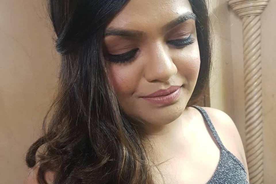 Party makeup