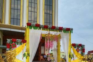 Royale Orchids Banquets & Suites