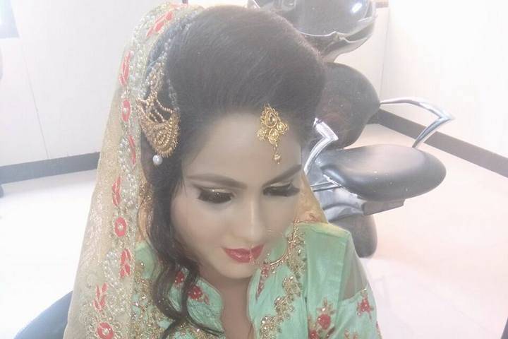 Bridal makeup