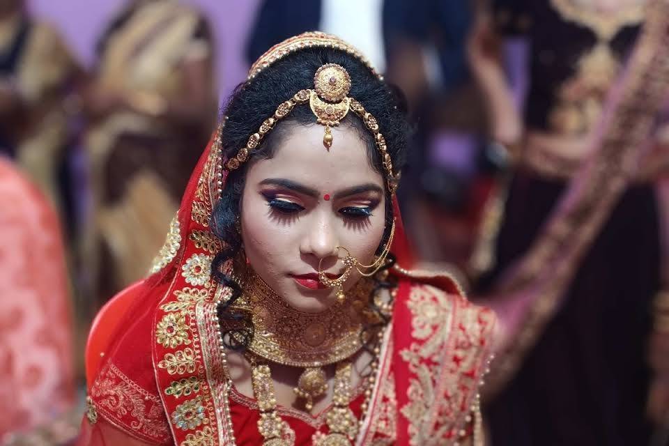 Bridal makeup