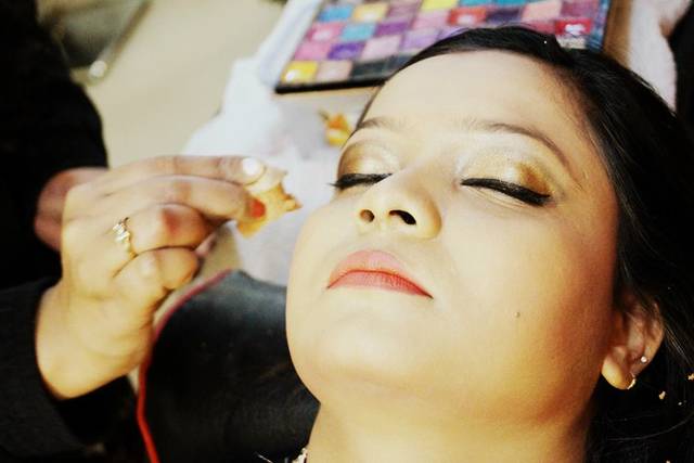 Karishma's Images Makeup Studio