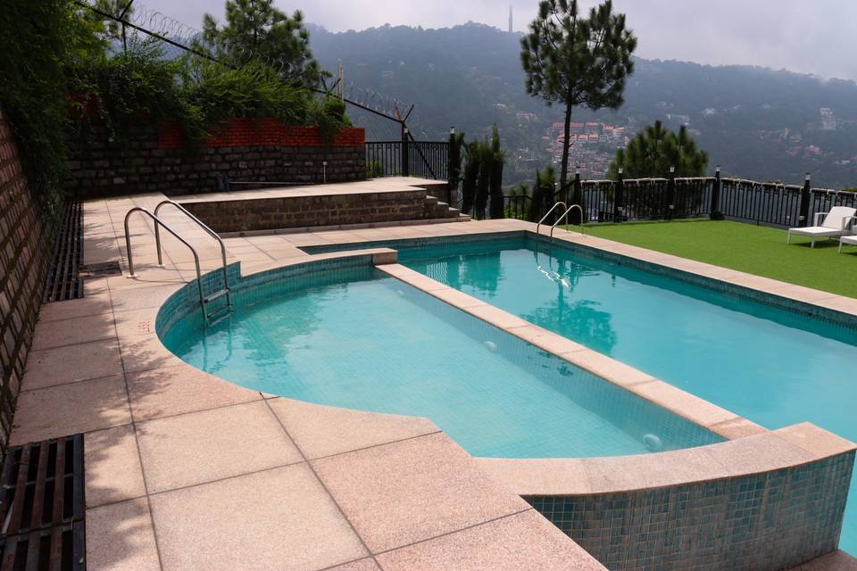 Terrace/Swimming Pool
