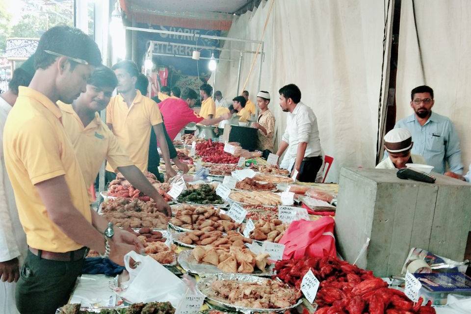 Gharib Navaz Caterers, Govandi West