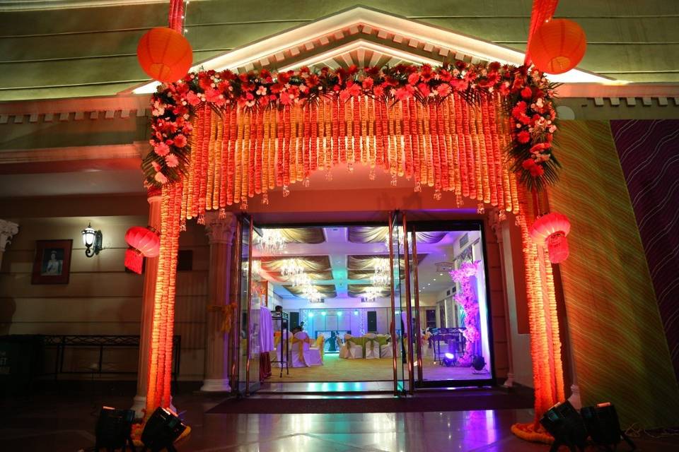 Entrance decor