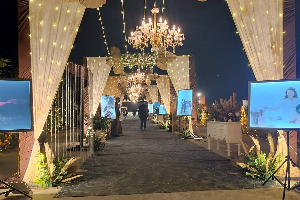 Entrance decor