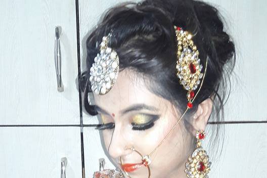 Makeup Artist Anjali