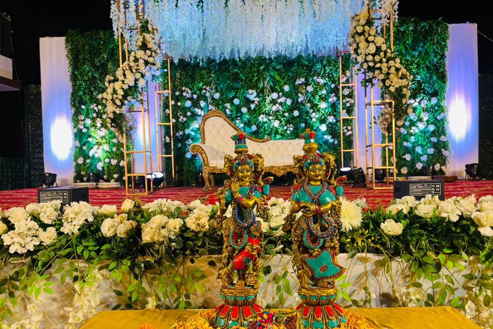 Stage decor